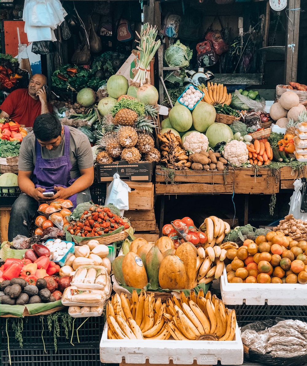 Typical food (fruits ans vegetables) that you can find in Salvadoran markets.